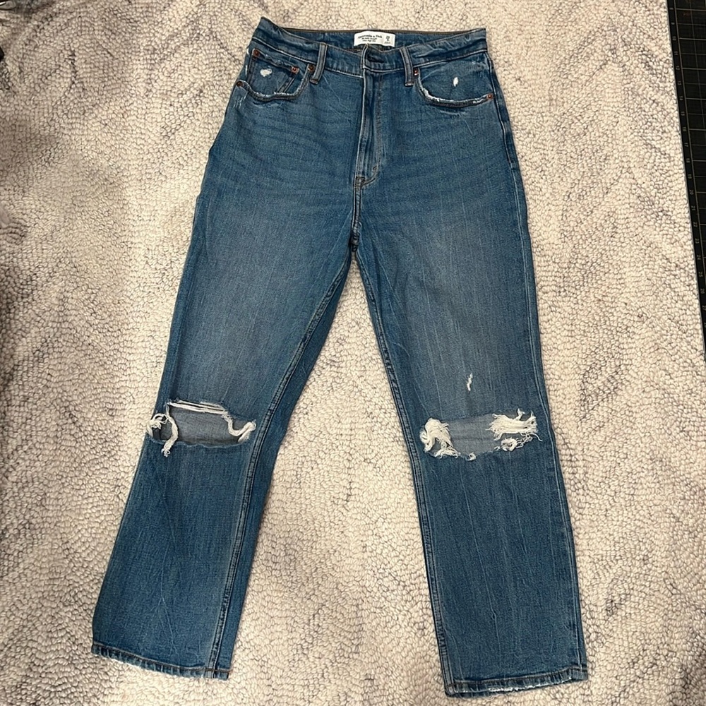 Abercrombie & Fitch ankle straight jeans size 29